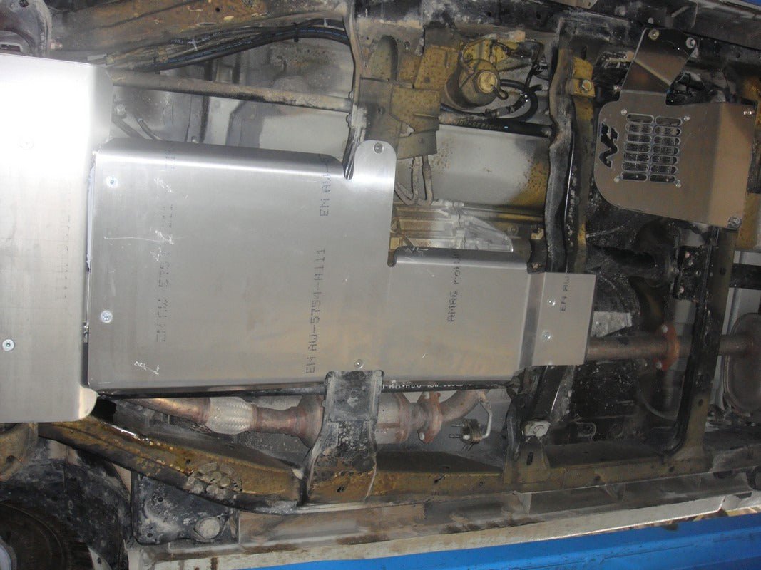 Ski de protection boîtes vitesses et transfert en aluminium de 8mm pour Isuzu DMax 2007-2011 N4-Offroad Xperts 4x4
