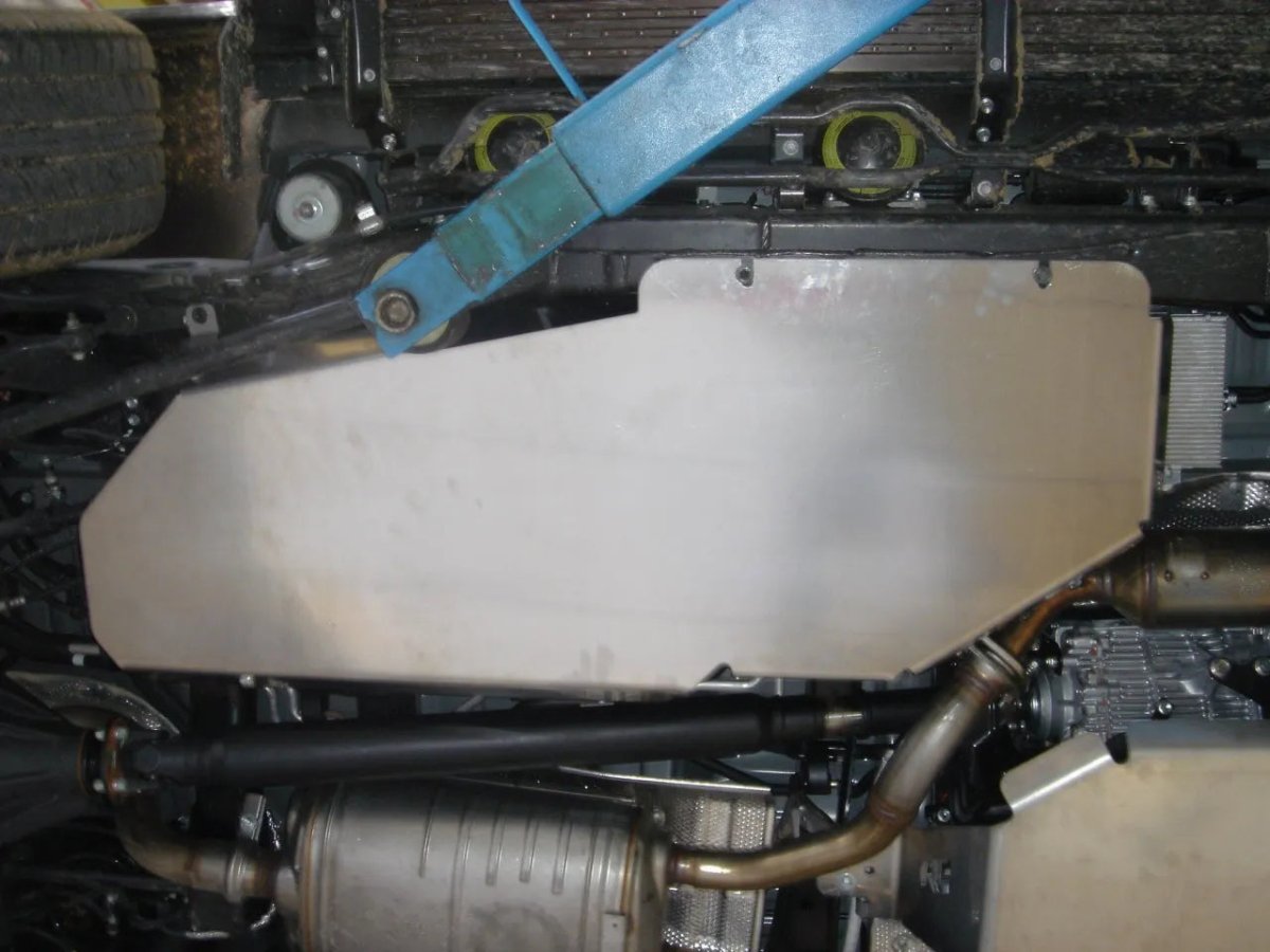 Blindage réservoir N4 - Aluminium 6mm - Toyota Land Cruiser 200 Xperts 4x4