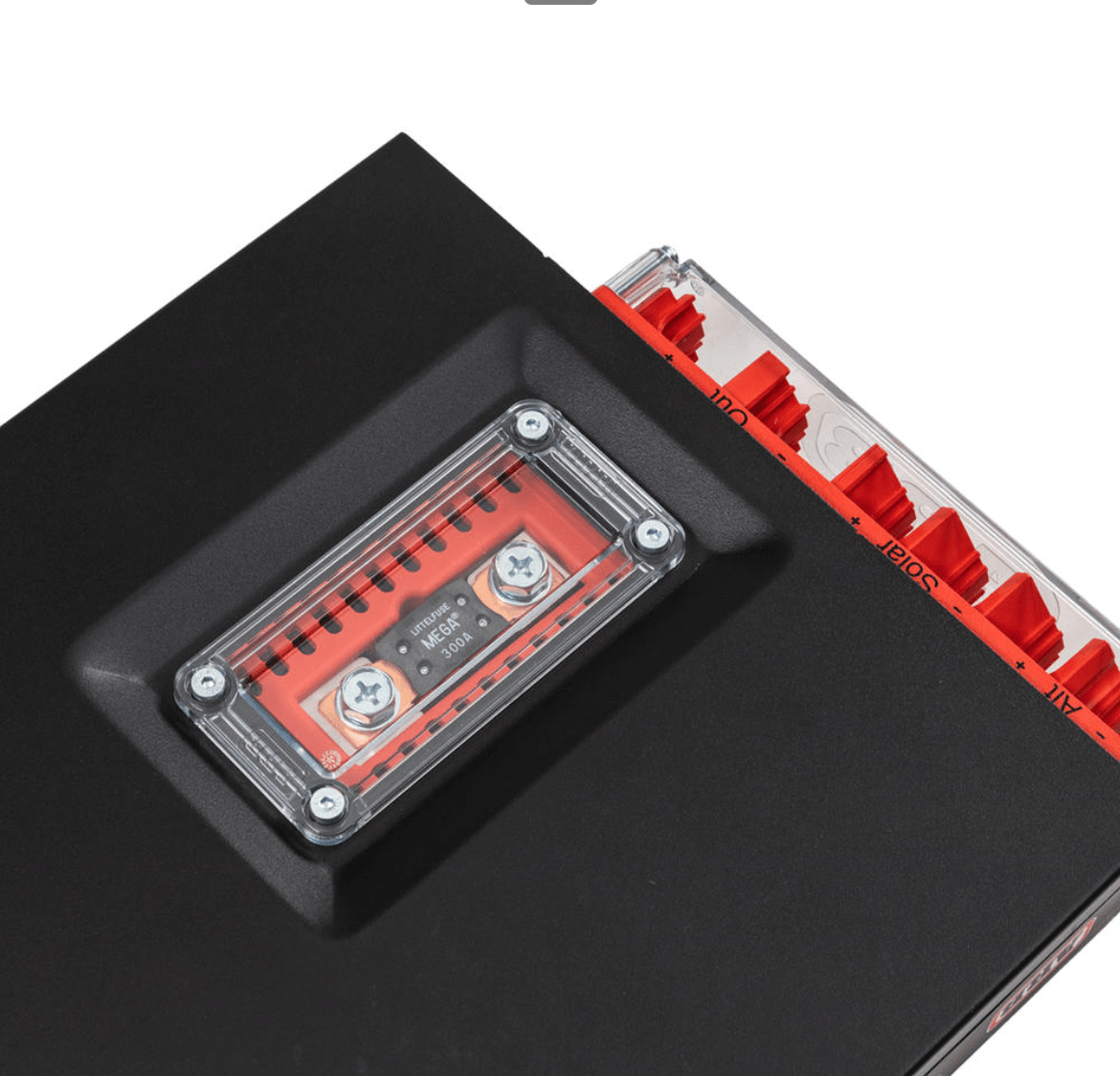 Batterie ARB Slimline 100Ah LiFePO4 avec chargeur DC-DC 40A - BYD Shark 2024+