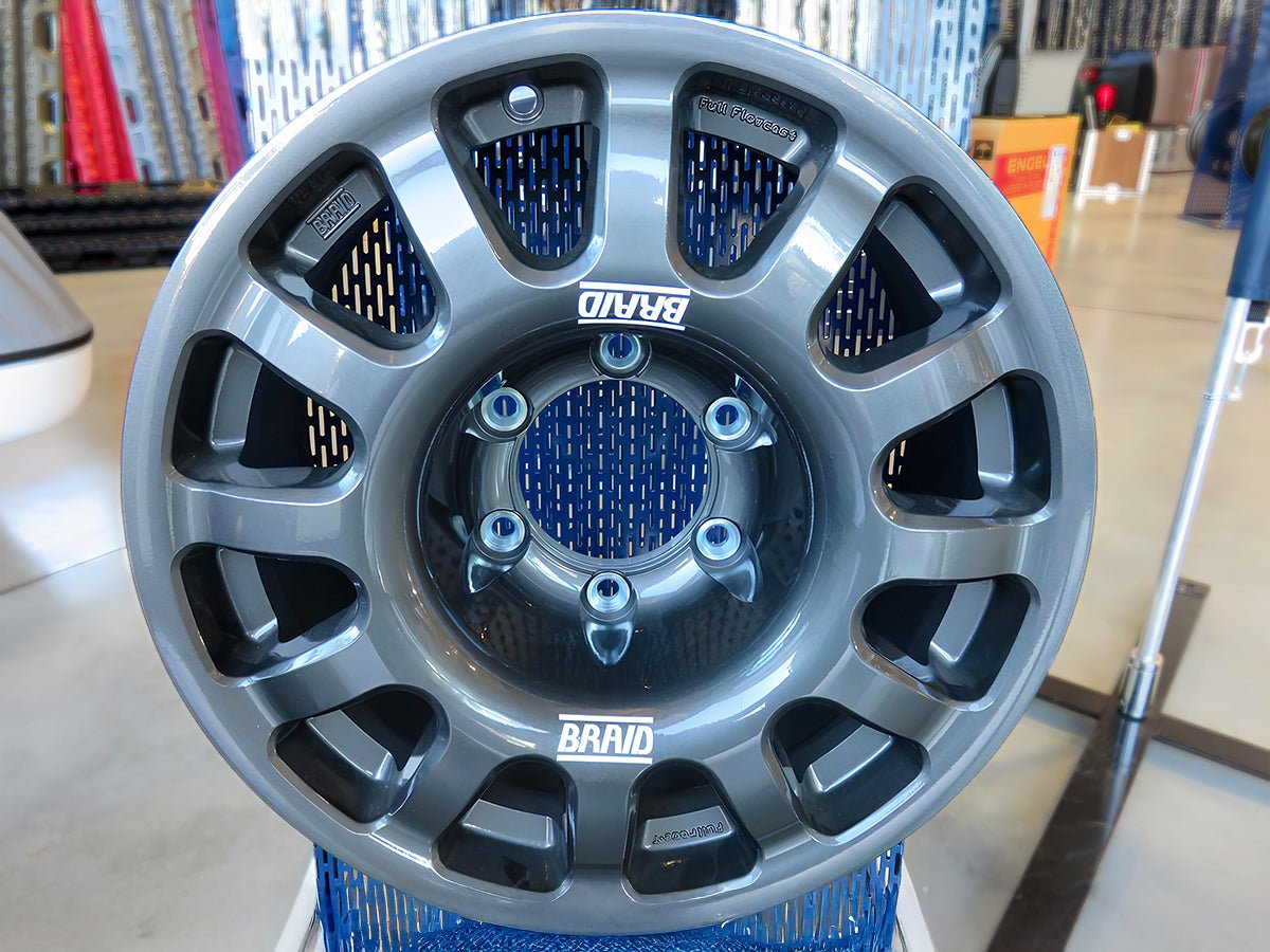 Jante Alu BRAID Fullrace Grise 7x16 6x139.7 ET-10 - Toyota Hilux 2005-2015