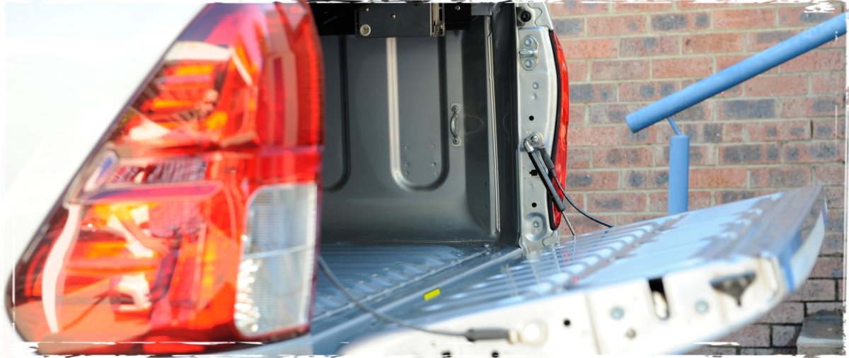 Kit Amortisseur Hayon EZDown Toyota Hilux Revo/Invincible - Toyota Hilux 2016+