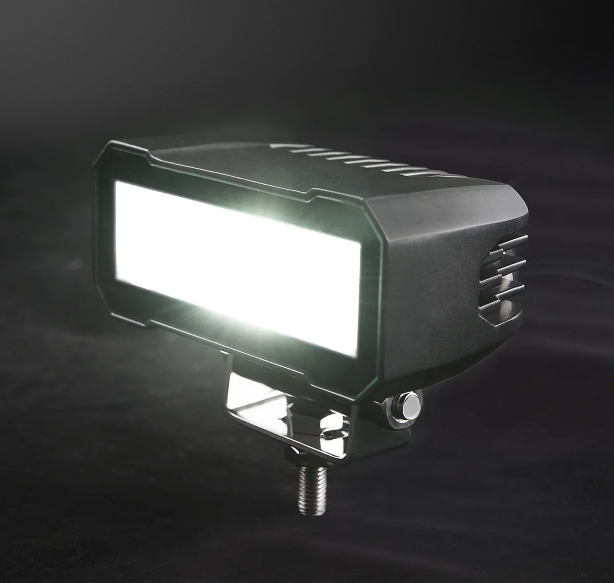 Feu de Recul LED Lumidrive CUBO DRIVE – Puissance & Sécurité - BYD Shark 2024+