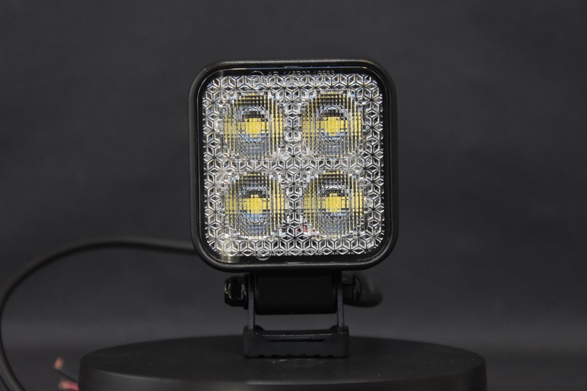 Feux de Travail LED Lumidrive Panoramax - Puissance & Étanchéité - BYD Shark 2024+