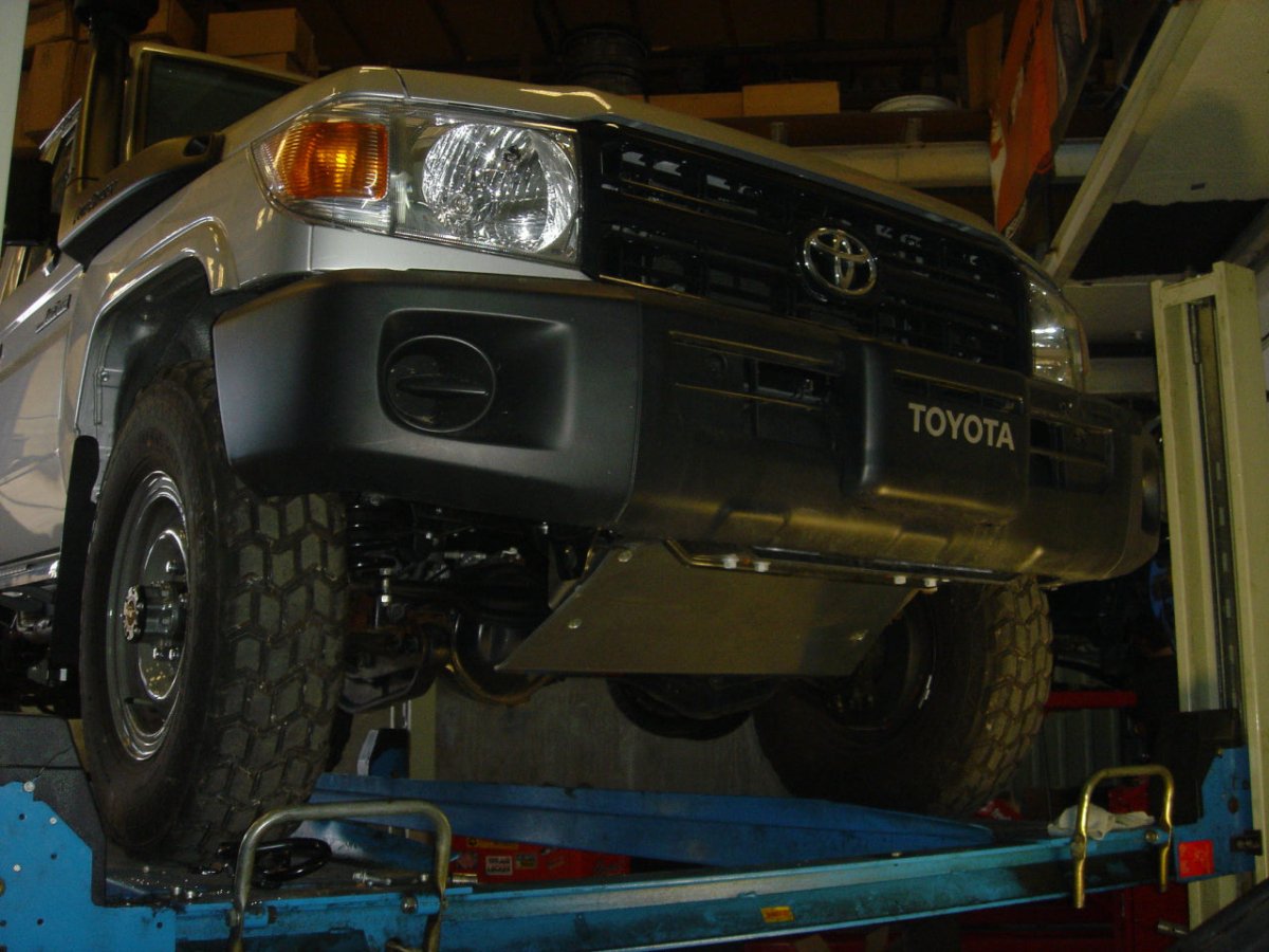 Blindage Avant 8mm N4-Offroad Toyota Série 70 (2007+) - Toyota 70 Series