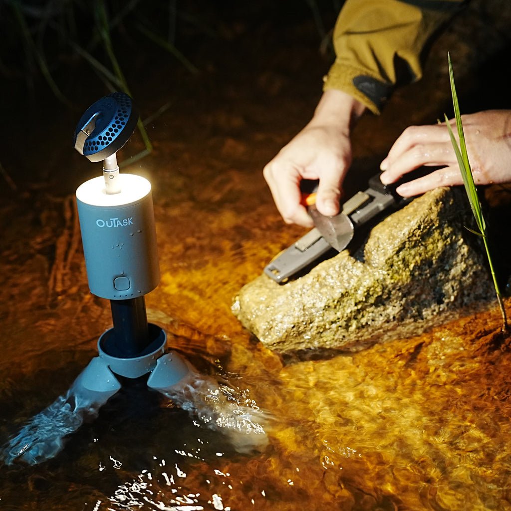 OuTask Lampe Télescopique LED Outdoor 720° - Noire - BYD Shark 2024+
