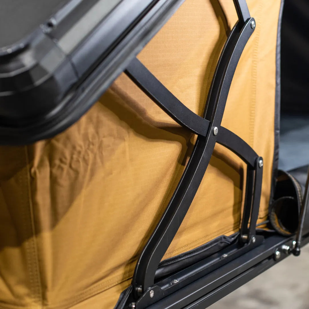 Tente de Toit Aluminium Snug Jura | Ouverture Rapide & Confort - BYD Shark 2024+