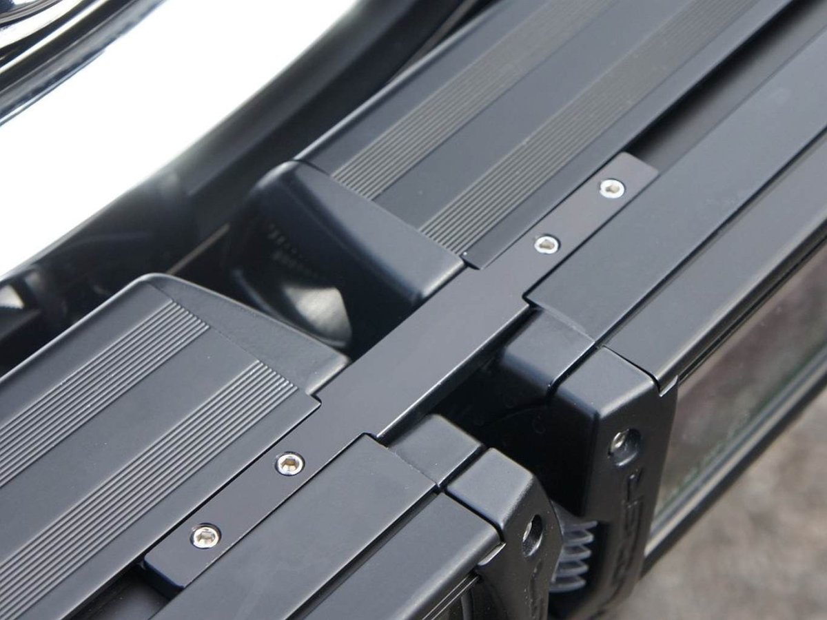 Deux projecteurs pièce de liaison LAZER LAMPS - BYD Shark 2024+