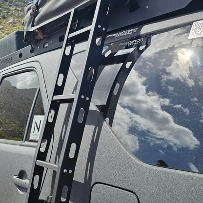 Échelle latérale Toyota LC300 (2021+) Predator Offroad - Toyota Land Cruiser J300