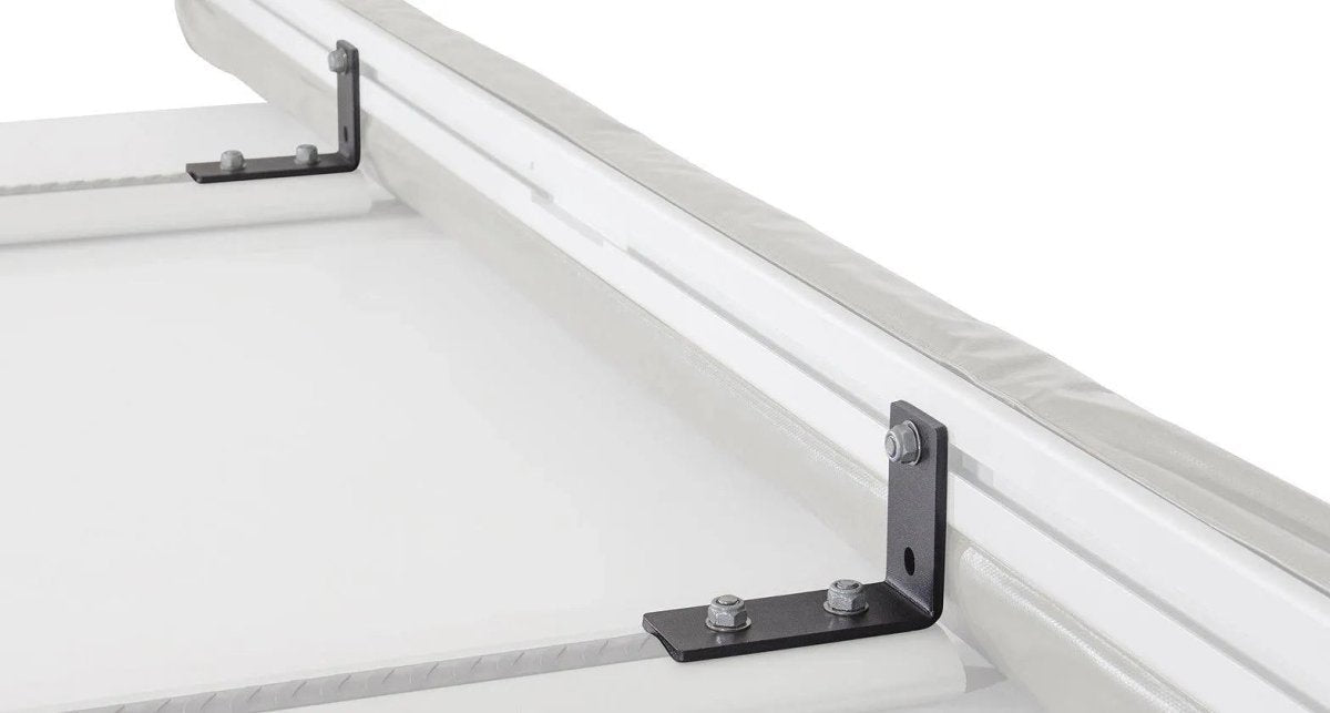 Kit de Fixation Universel pour Auvent Lateral sur Barres de toit et Galeries - RHINO-RACK - Dacia Duster 2010-2023