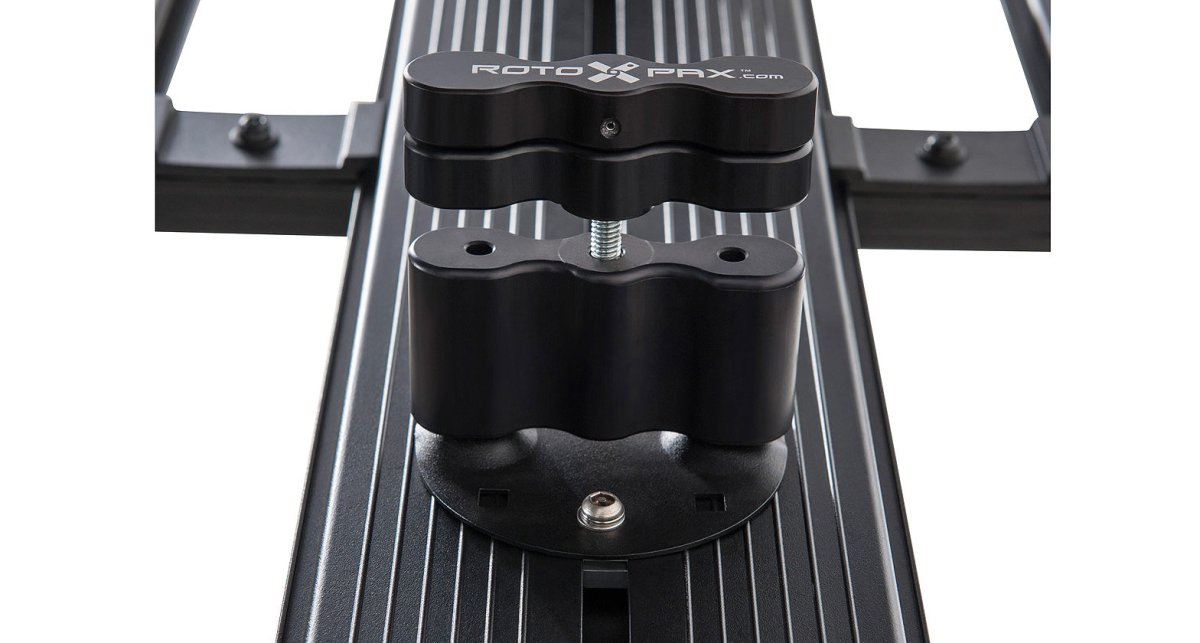 Kit fixation système Rotopax sur galerie Pioneer - RHINO-RACK -