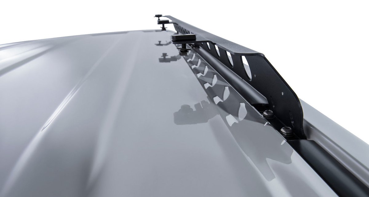 Backbone Mounting System - Toyota 200 Series - RHINO-RACK -