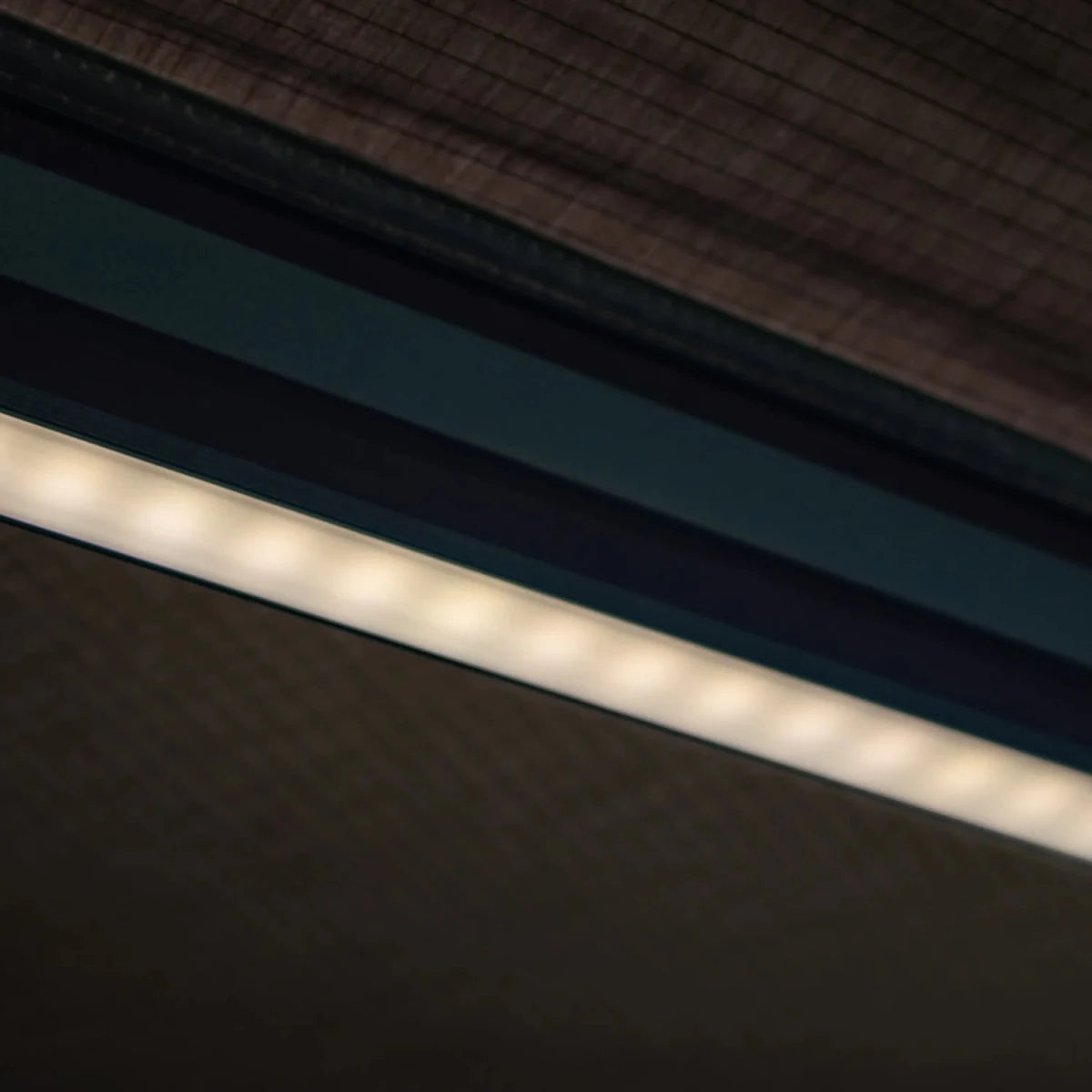 Auvent 270° XL Autoportant LED Côté Droit Eclipse - DARCHE - BYD Shark 2024+