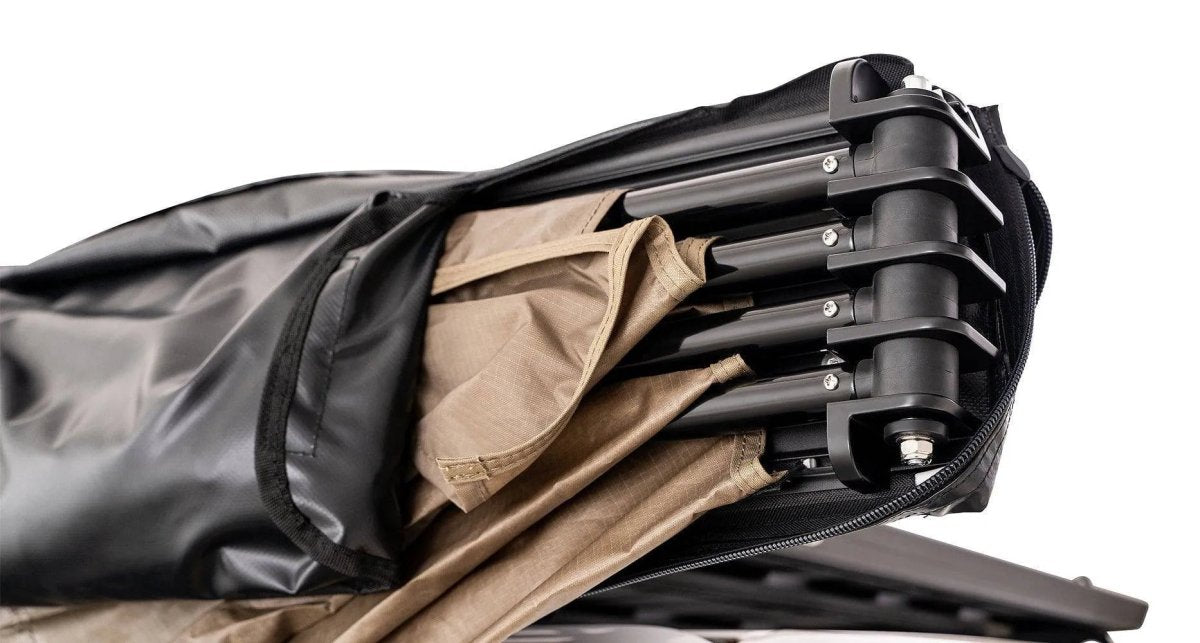 Auvent circulaire 270° Batwing Compact 2m (version droite) - avec fixations STOW IT - RHINO-RACK - BYD Shark 2024+