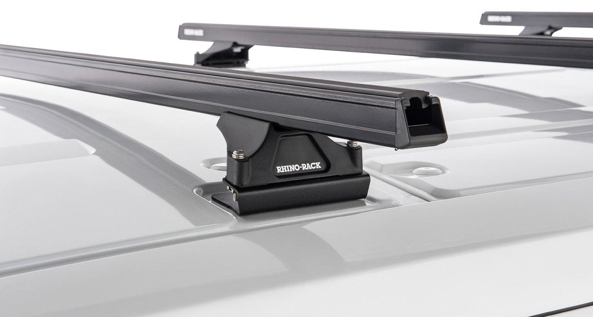 Kit 2 barres de toit noire Heavy Duty 1800mm avec pieds RLTP Ford Transit 2014+ - RHINO-RACK -