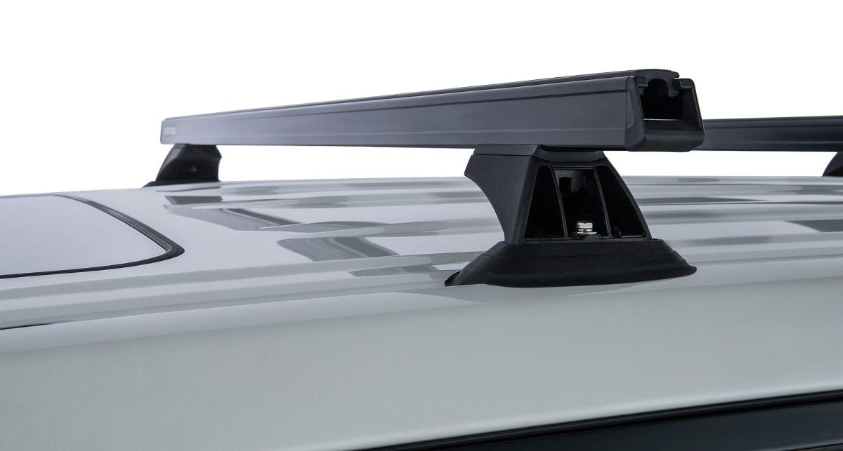 Kit 3 barres de toit noire 1375mm Heavy Duty avec pieds RCH Toyota Land Cruiser série 200 2007-2021 - RHINO-RACK - Toyota LC200