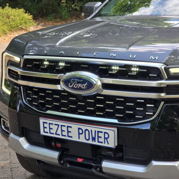 Shadow Vision LED sur Calandre Avant Ford Ranger 2022+ PLATINUM | EEZEE POWER - Ford Ranger PHEV 2025+