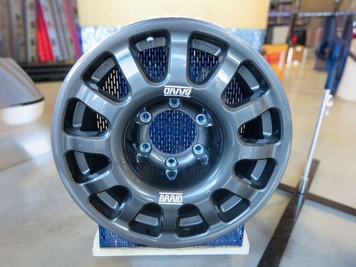Jante Alu BRAID Fullrace Grise 7x15 5x139.7 ET22 - Suzuki Jimny 2018+