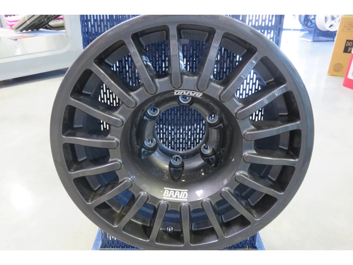 Jante Alu BRAID Winrace S Anthracite 8x17 6x135 ET34 - Ford F150