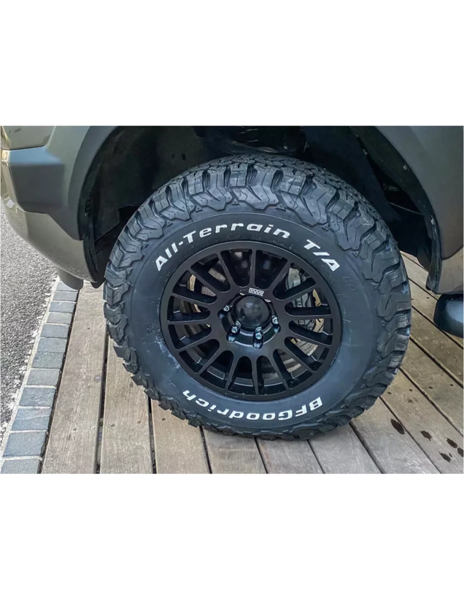 Jante Alu BRAID Winrace S Noire 8x17 6x139.7 ET20 - Ford Ranger 2012-2022
