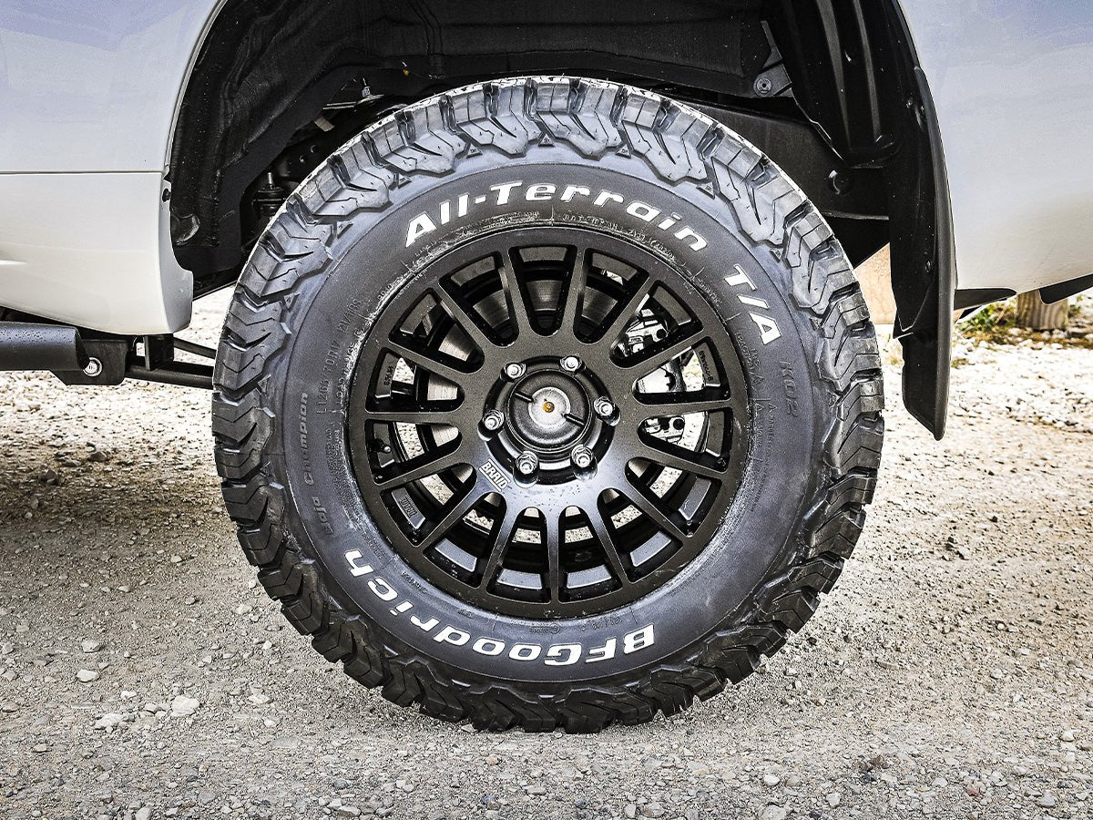 Jante Alu BRAID Winrace S Noire 8x17 6x139.7 ET5 - Toyota Hilux 2005-2015