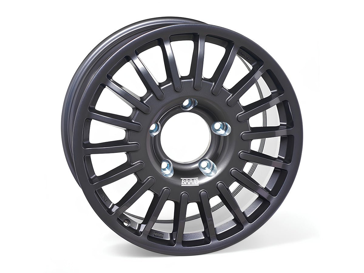 Jante Alu BRAID Winrace T Grise 5x17 6x139.7 ET34 CB95.1 - Toyota Land Cruiser J250
