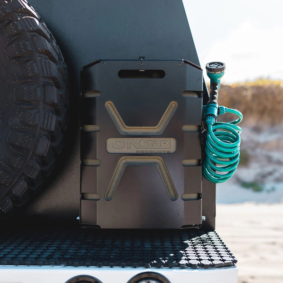 Support Jerry Can 22L Verrouillable Noir - ONTAP - BYD Shark 2024+