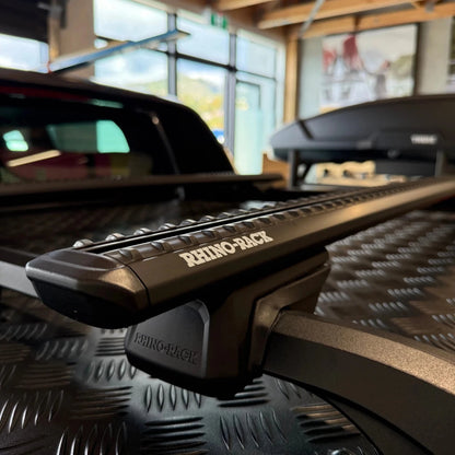 Kit de 2x barres de toit SPORTZ BAR - Ford Ranger/Raptor/Amarok 2023+ - RHINO-RACK - Ford Ranger PHEV 2025+