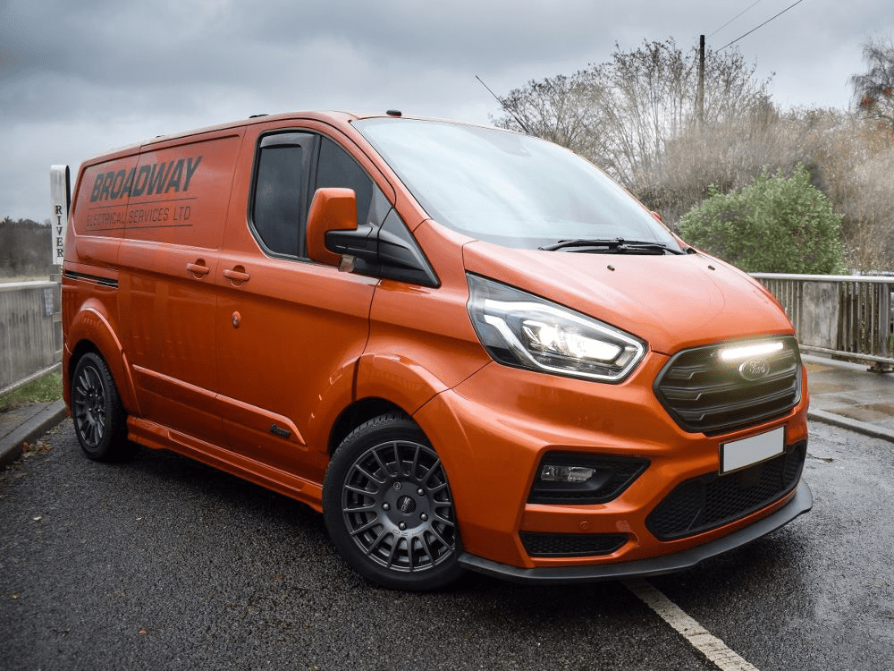 Avant Grille de fixation Kit Ford Transit Custom MS-RT (2018+) pour Linear-18 LAZER LAMPS - Ford Transit Custom