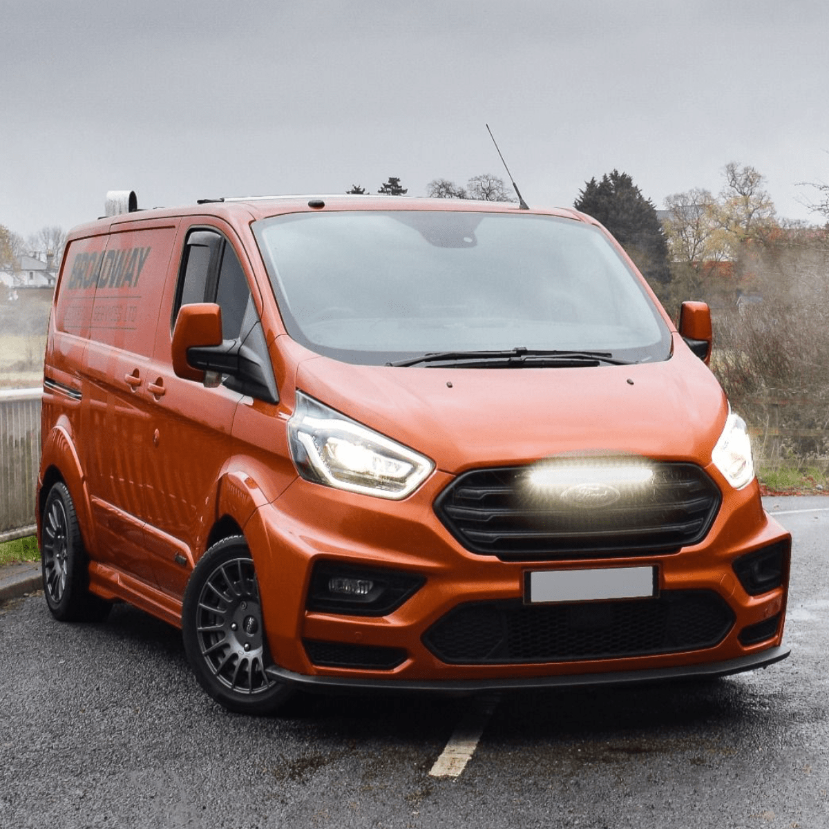 Avant Grille de fixation Kit Ford Transit Custom MS-RT (2018+) pour Linear-18 LAZER LAMPS - Ford Transit Custom