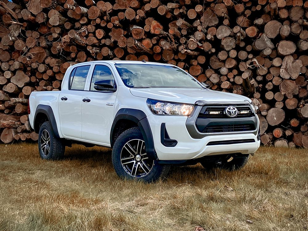 Pack LED Calandre LAZER LAMPS Toyota Hilux Active / Icon 2021+ - Toyota Hilux 2016+