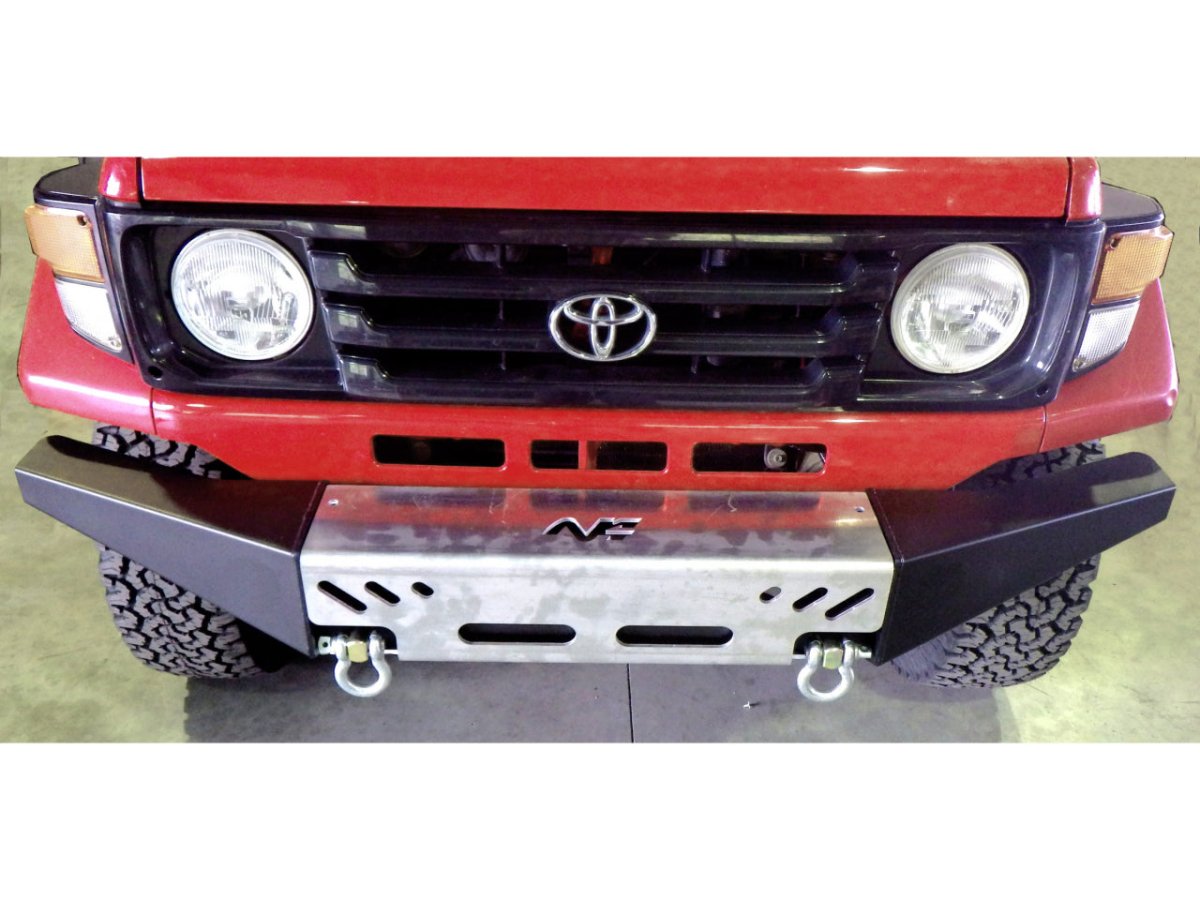 Pare-chocs avant acier Toyota série 7 lames avant 2007 fermé N4-Offroad -