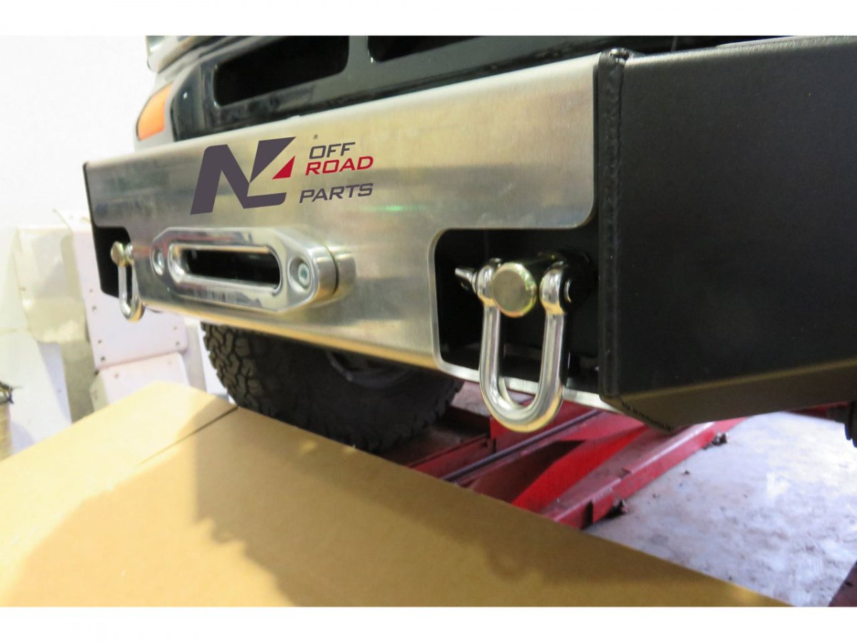 Pare-chocs avant acier Toyota série LJ7 KZJ7 N4-Offroad -