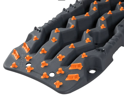 Plaques a Sable TREDPRO ARB 4x4 - La paire (2x) - Grises/Orange - BYD Shark 2024+