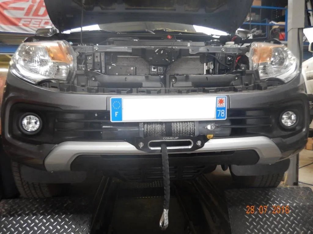 Platine de Treuil Mitsubishi L200 2015 a Present sur Pare-choc d'Origine - Mitsubishi L200 2015-2019