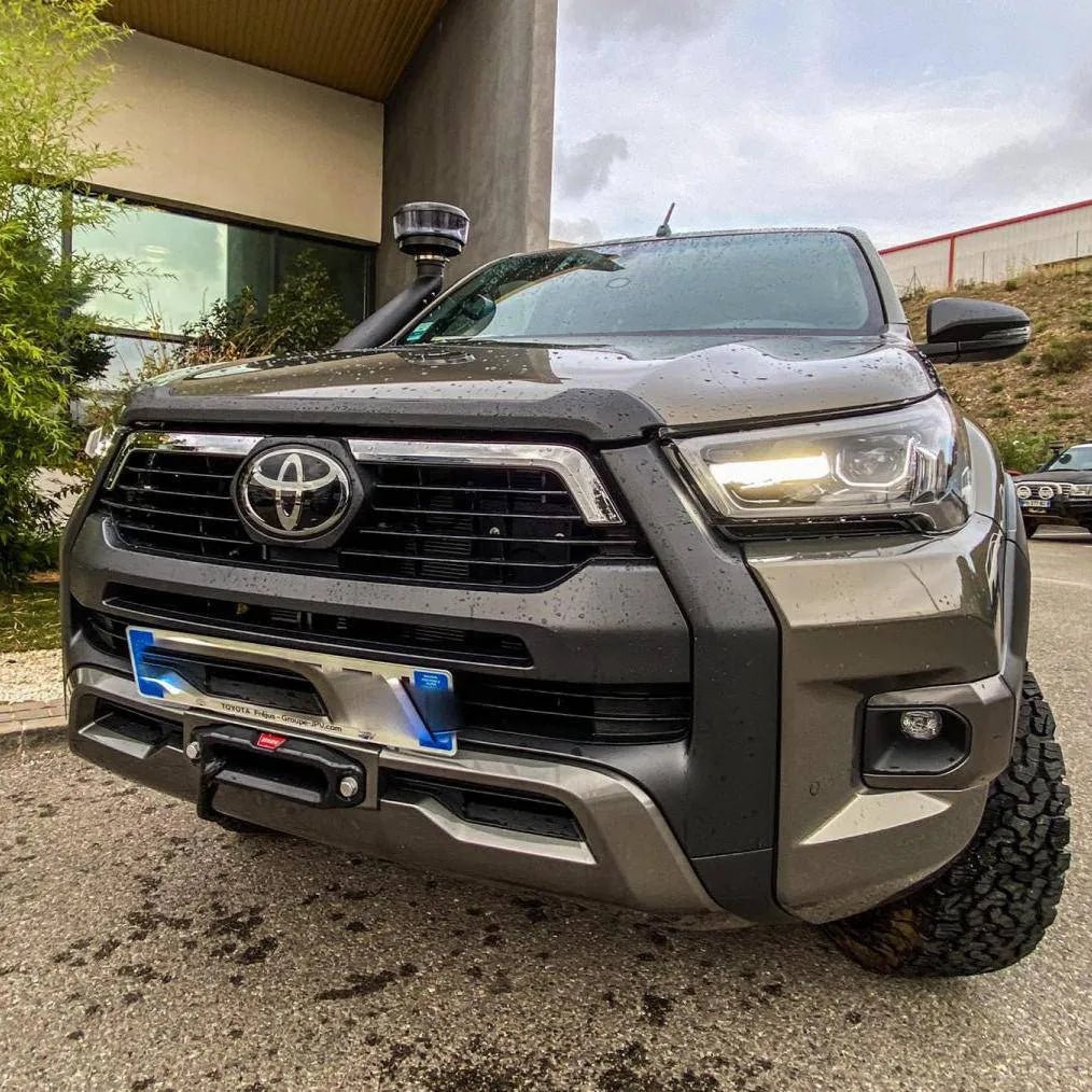 Platine de Treuil Toyota Hilux 2021 a Present sur Pare-choc d'Origine - Toyota Hilux 2016+