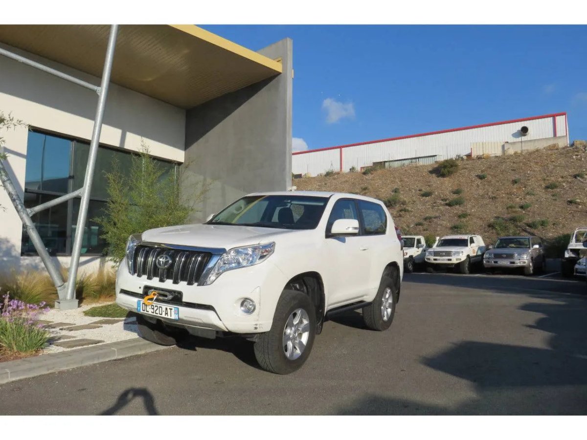 Platine de Treuil Toyota KDJ/GDJ 150 sur Pare-choc d'Origine - Toyota KDJ150/155