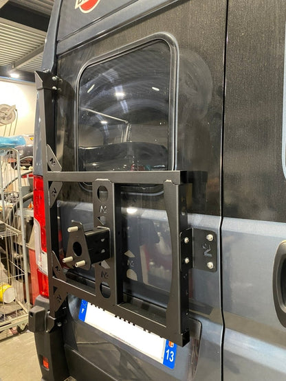 Porte roue de secours en inox sur porte arrière gauche Fiat Ducato-Campeo N4-Offroad - Fiat Ducato 2006+
