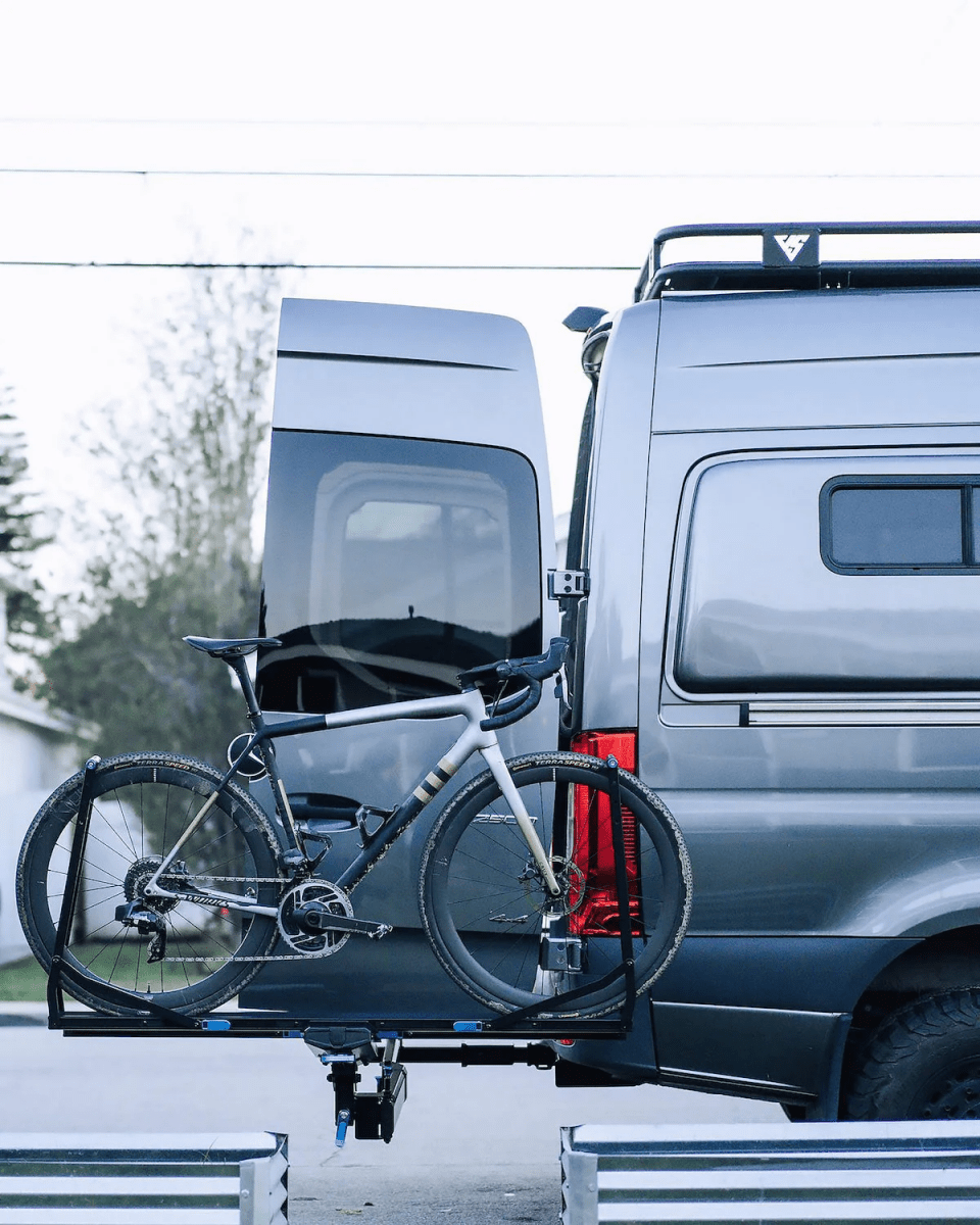Porte vélo sur attelage After Party ROCKY MOUNTS - BYD Shark 2024+