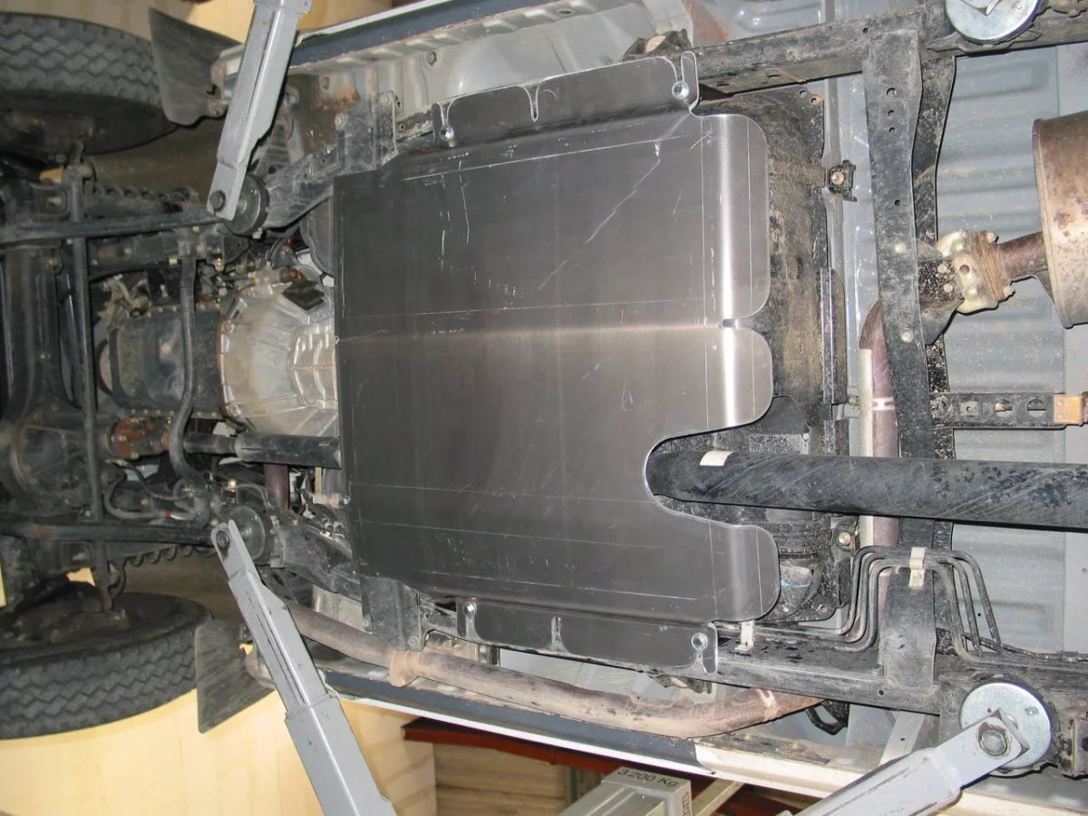 Blindage Boite Transfert et Réservoir - Alu 8mm - Toyota Land Cruiser 76/78/79 - Toyota 70 Series