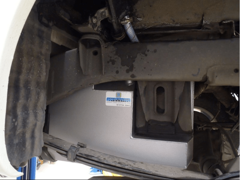 Réservoir de remplacement LRA 145L Nissan Navara D40 Espagnol - Nissan Navara D40